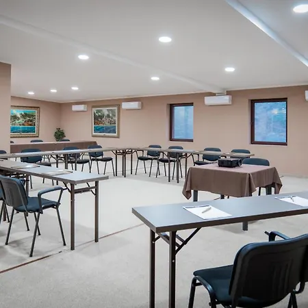 Magus Hotel 4*