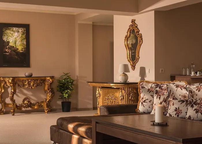 Ξενοδοχείο Magus 4*